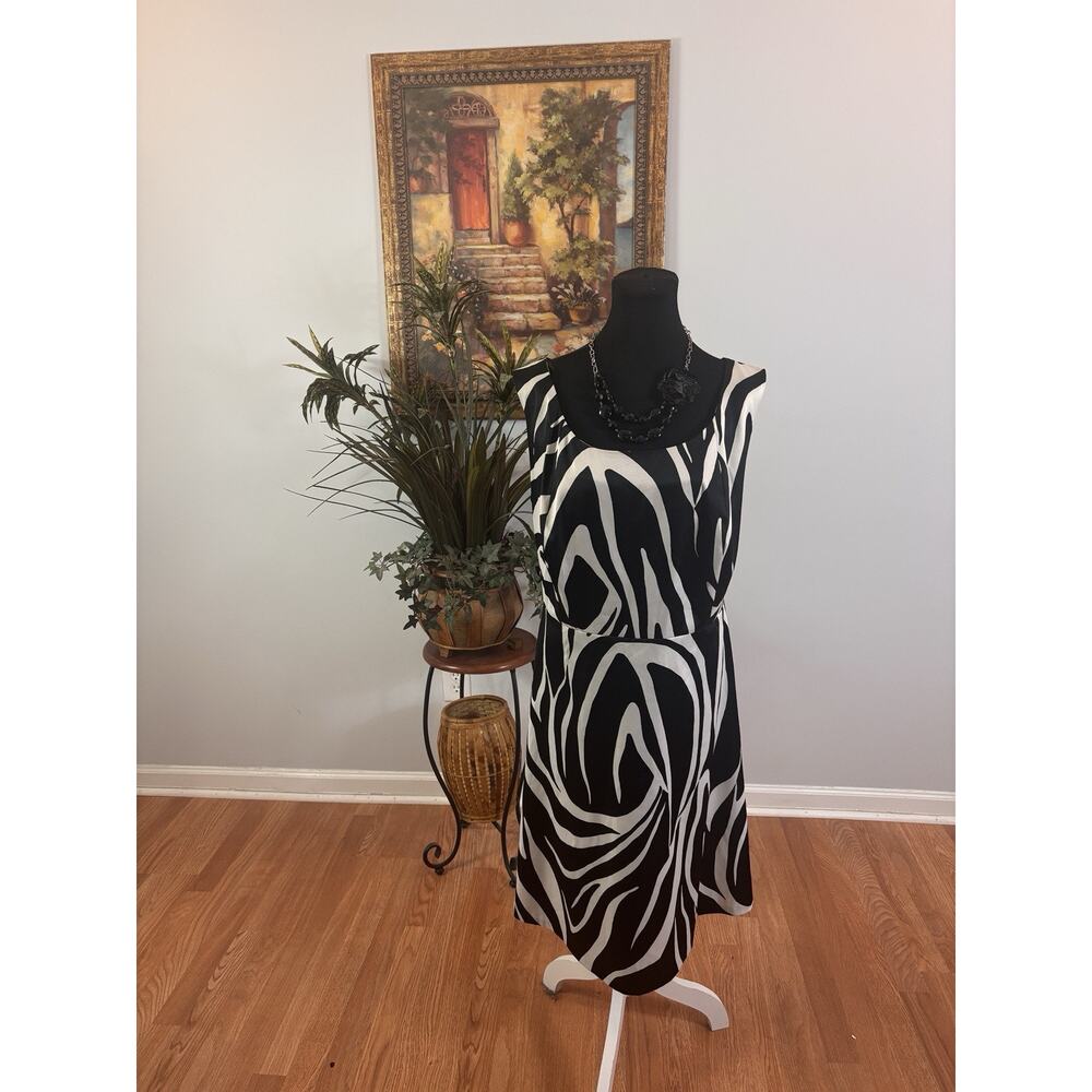 Dressbarn Women’s Skirtdress Plus 20W Sleeveless Black & White Zebra Y2K Zipper
